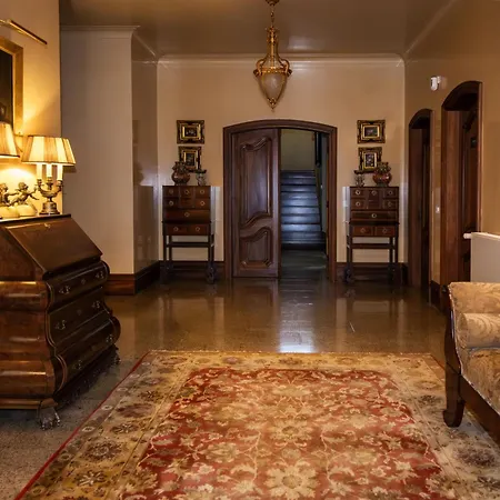 בית הארחה Estrepao House